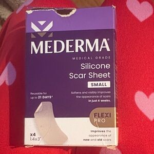 Silicone Scar Sheet - Purple and White